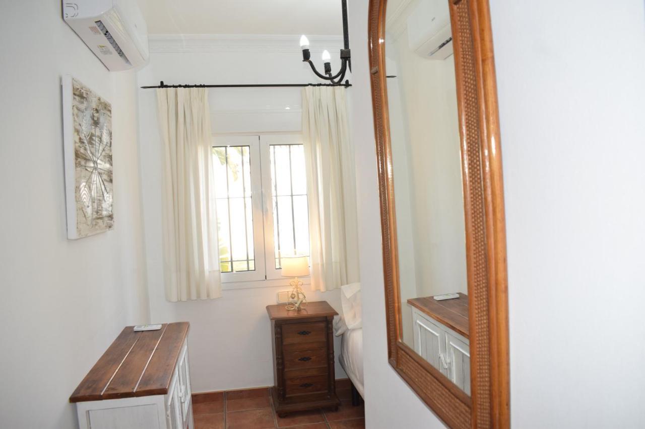 Villa Maria Elena, En Fuente Del Gallo Conil De La Frontera Exteriör bild